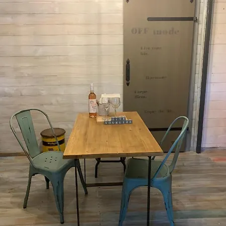 Off Mode - Erdei Fahaz A Toparton Komló