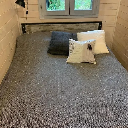 Apartment Off Mode - Erdei Fahaz A Toparton Komlo